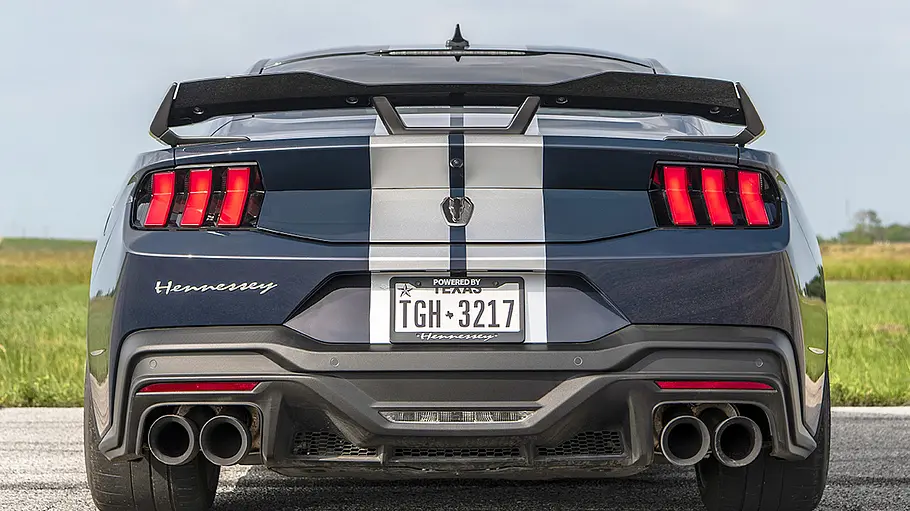 Hennessey Mustang Dark Horse H850; statisch von hinten