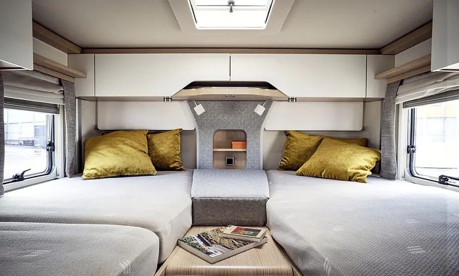 Hymer B-Klasse Master Line I 780 (2024) Hymer B-Klasse Master Line I 780 (2024) Innenraum Heckschlafzimmer