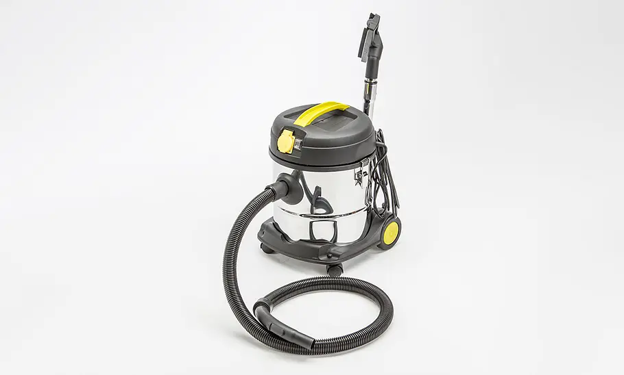 Syntrox Germany VC-2000W-20L im Test Syntrox Germany VC-2000W-20L, fotografiert im Studio von schräg vorn.