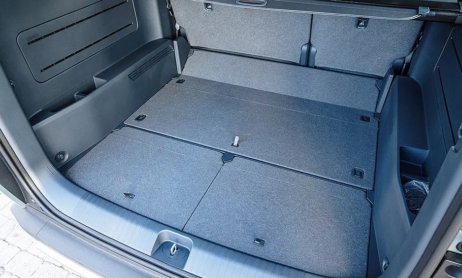 Der Kofferraum des Kia PV5 Passenger (2025).