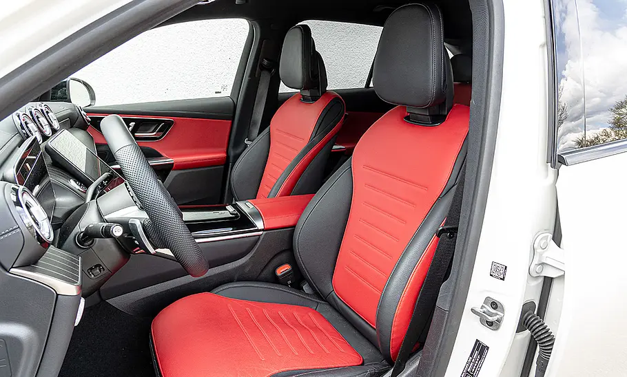 Mercedes GLC Die vorderen Sitze des Mercedes GLC.