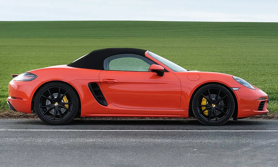 Porsche 718 Boxster (2016)