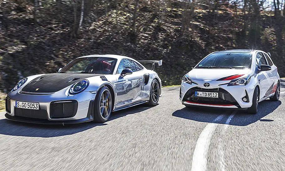 Porsche 911 GT2 RS/Toyota Yaris GRMN: Vergleich Porsche 911 GT2 RS/Toyota Yaris GRMN: Vergleich