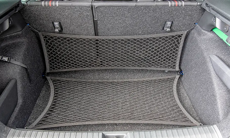 Der Kofferraum des Skoda Kamiq ist mit Gepäcknetzen ausgestattet.