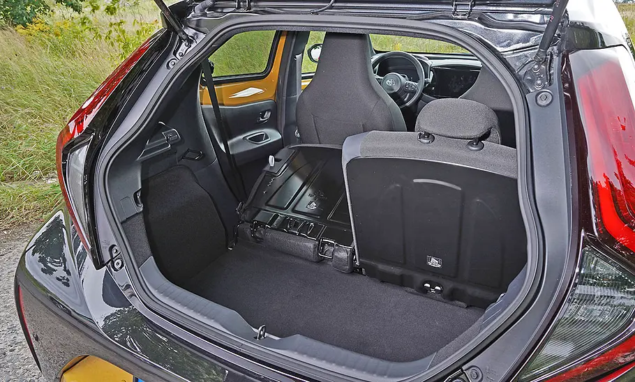 Der Kofferraum des Toyota Aygo X Facelift (2025).