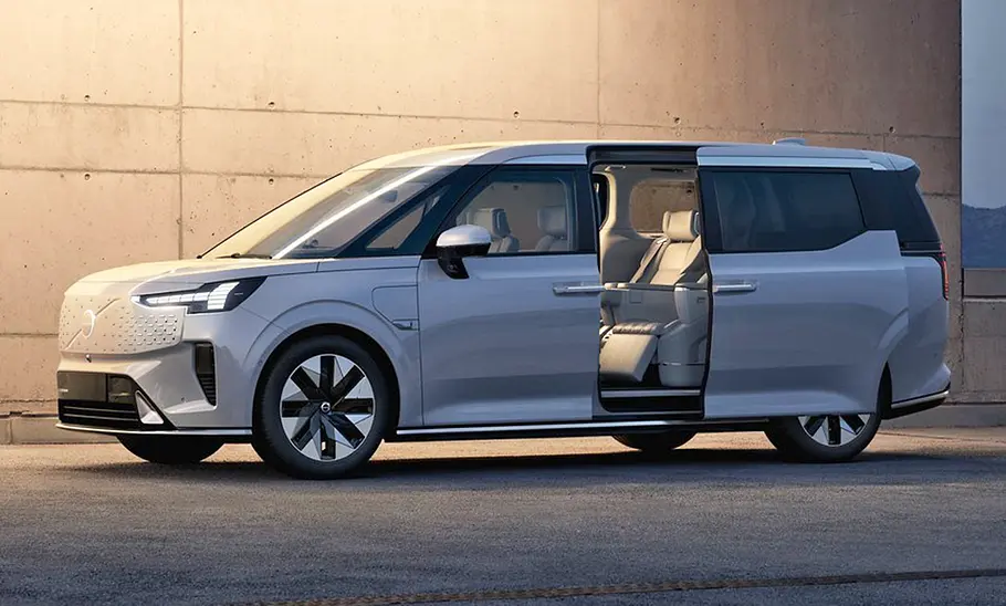 Volvo EM90 (2024) Volvo EM90 (2024)