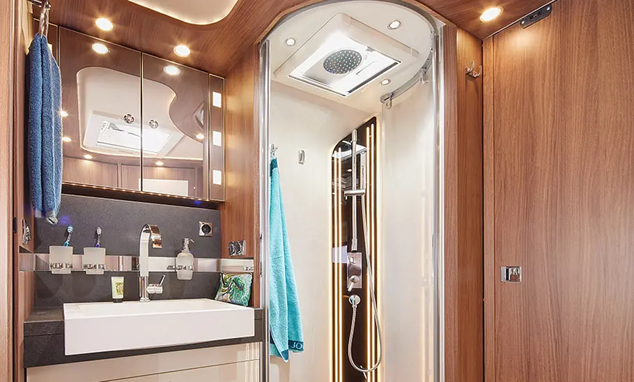Carthago Chic E-Line I 50 LE (2025) Carthago Chic E-Line I 50 LE (2025)