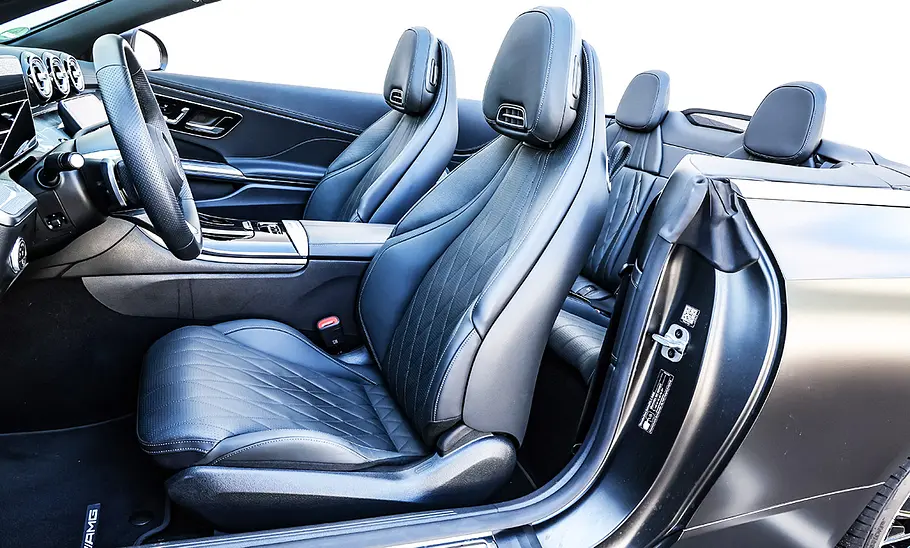 Mercedes CLE Cabriolet; Innenraum; Innenansicht; Interieur; Cockpit; Lenkrad; Sitze