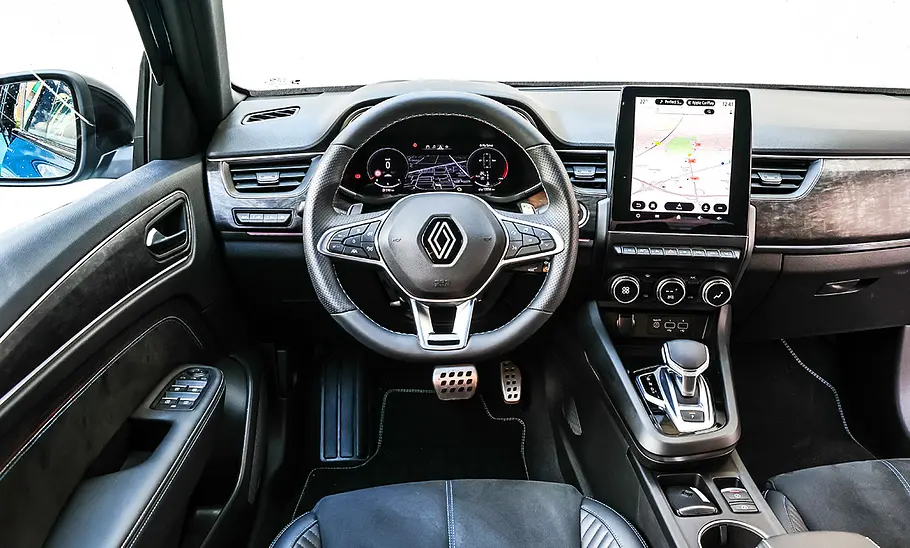 Renault Arkana; Innenansicht; Innenraum; Interieur; Cockpit; Lenkrad; Armaturen