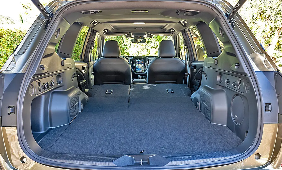 Subaru Forester (2025) Kofferraum des Subaru Forester (2025), die Lehne der Rückbank ist umgeklappt.