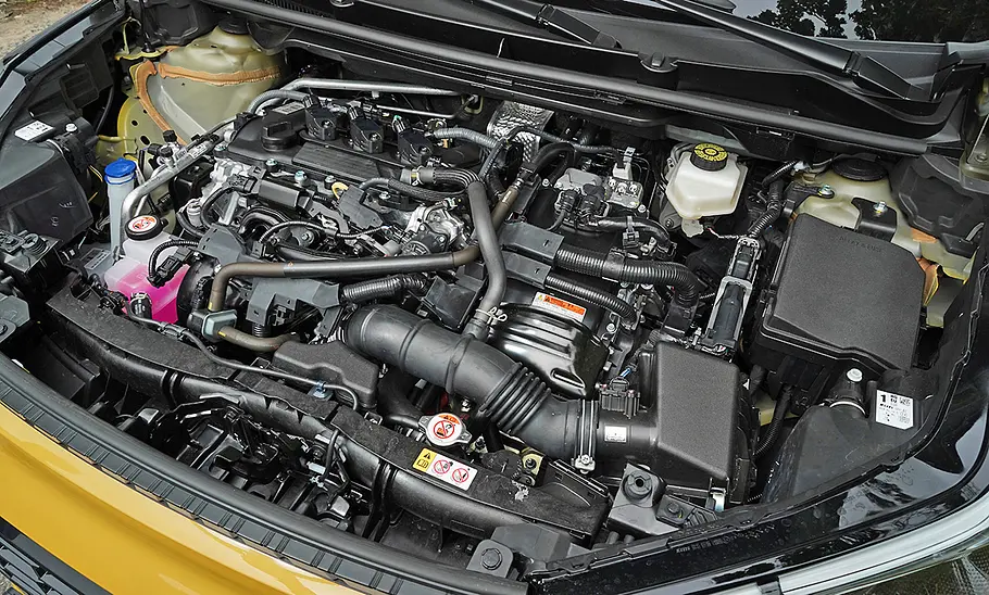Der Motorraum des Toyota Aygo X Facelift (2025).