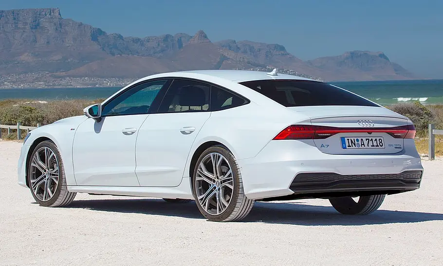 Audi A7 Sportback (2018); statisch von hinten links