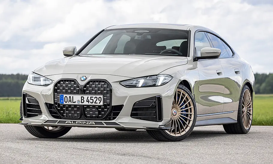 Alpina B4 GT Gran Coupé (2024); stehend, Front