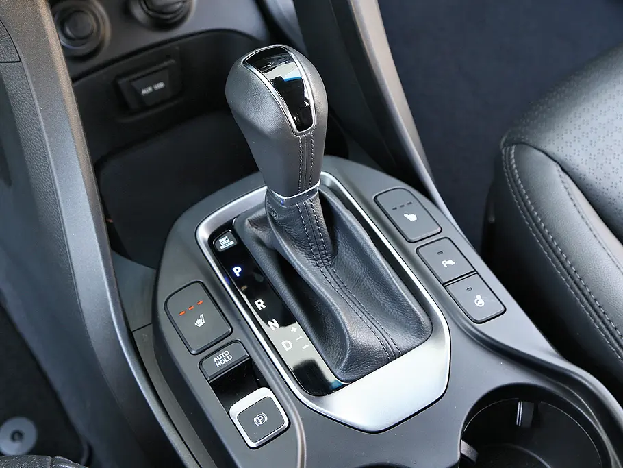 Hyundai Grand Santa Fe 2.2 CRDi 4WD SUV Diesel Vergleichstest Cockpit