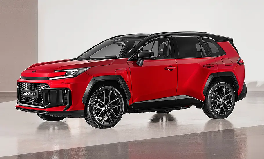Toyota RAV4 GR Sport (2026) steht im Studio, Ansicht von links vorne.