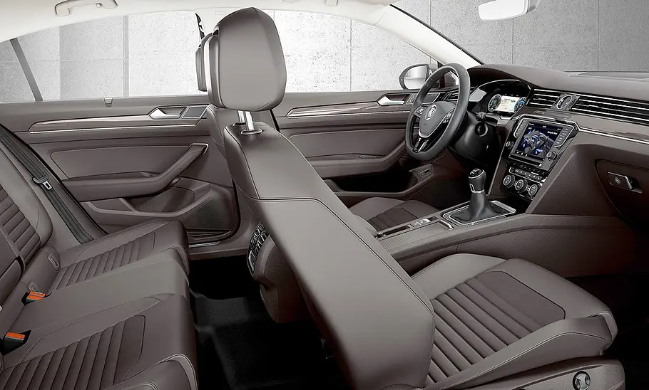 VW Passat (2014) VW Passat (2014); Vorder- und Rücksitze