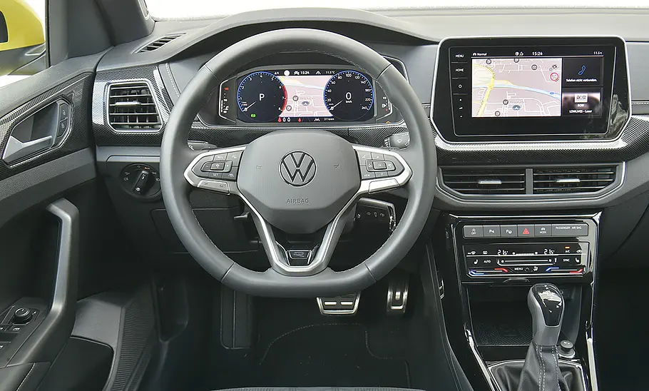 VW T-Cross; Cockpit