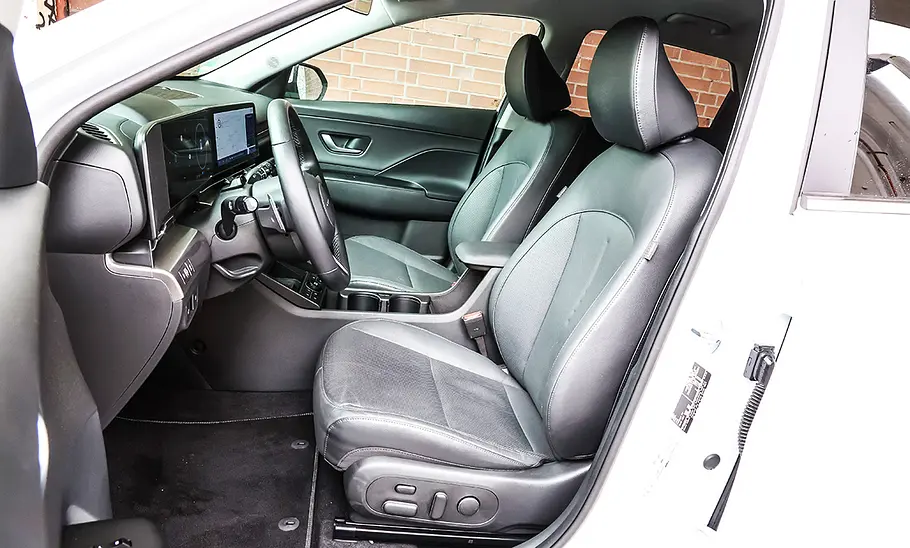 Hyundai Kona Elektro; Innenraum; Interieur; Innenansicht; Cockpit; Sitze; Lenkrad