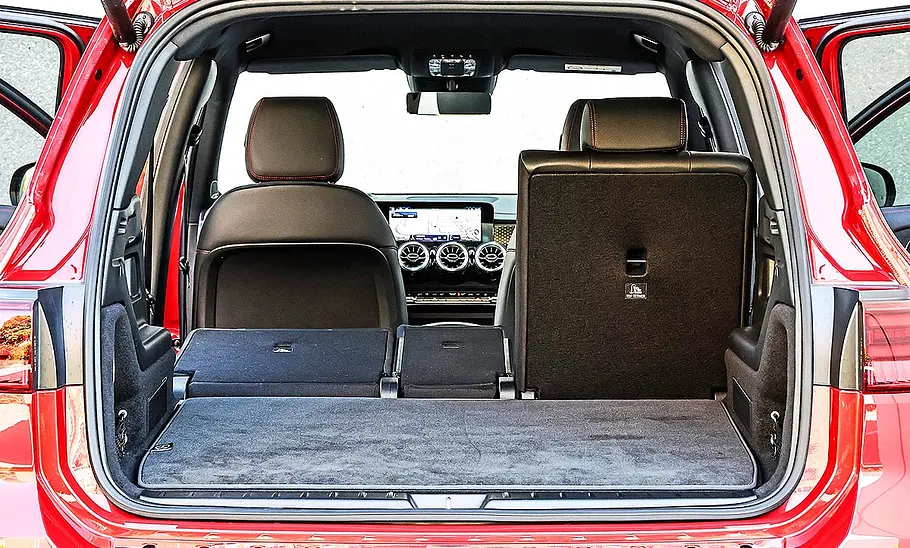 Mercedes EQB Blick in den Kofferraum des Mercedes EQB.