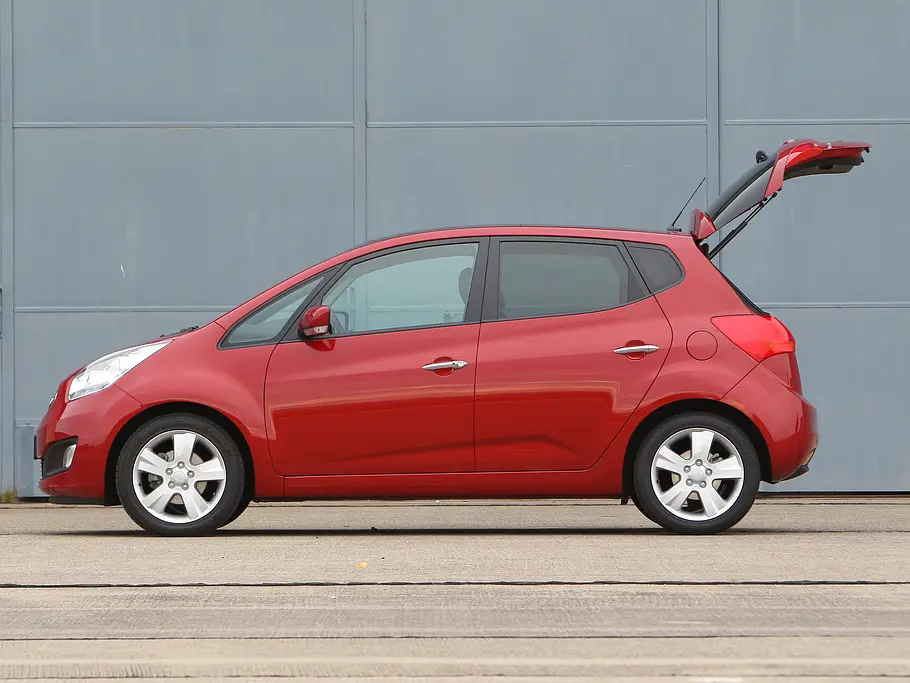 Vergleichstest Mini-Van Kia Venga 1.4 CRDi Vergleich Turbodiesel Kosten