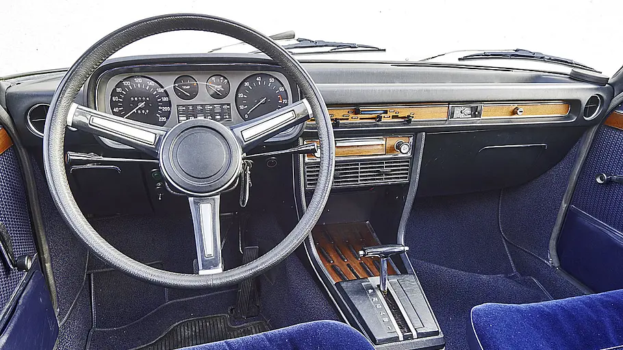 Das Cockpit des BMW 3.0 S