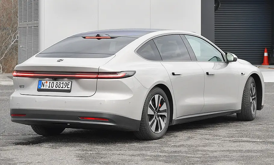 Nio ET7