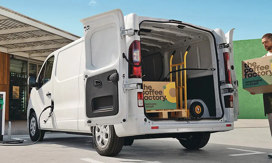 Renault Trafic E-Tech Electric (2023)