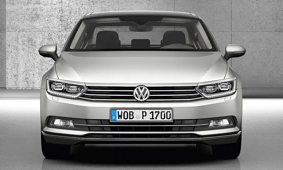 VW Passat (2014) VW Passat (2014); statisch von vorne