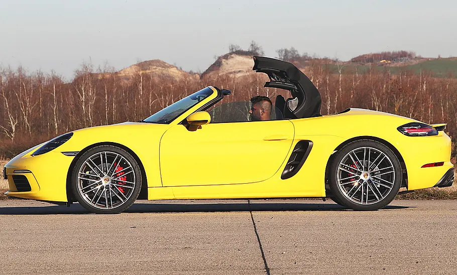 BMW Z4 Roadster M40i/Chevrolet Camaro V8 Cabrio/Porsche 718 Boxster S: Test