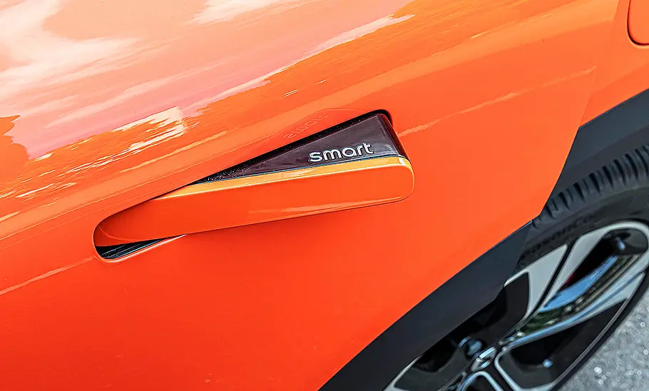 Blick auf die ausfahrbaren Türgriffe des Smart #3 Brabus.