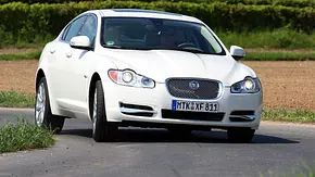 Jaguar XF 4.2 V8 Jaguar XF 4.2 V8