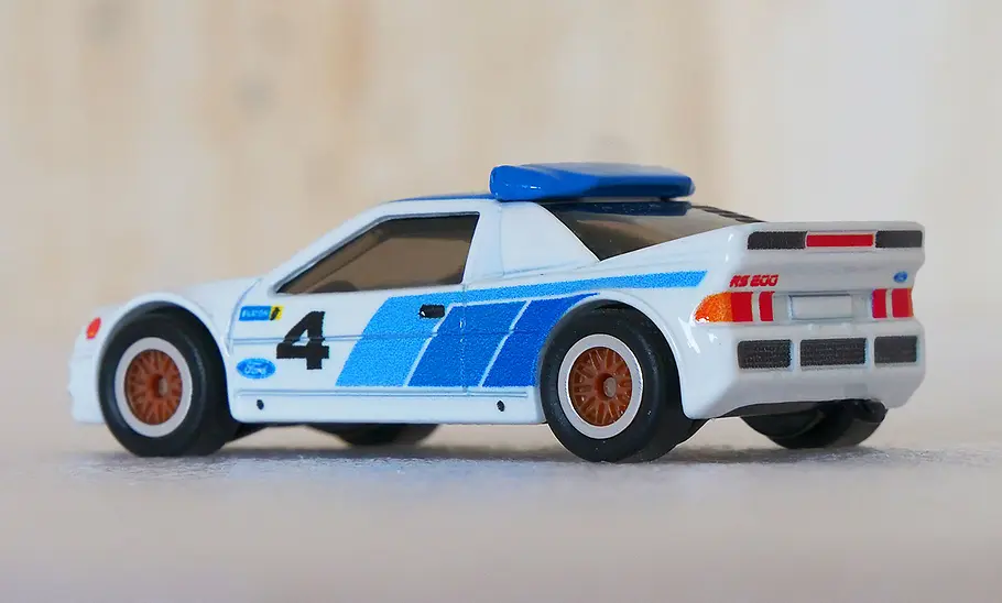 Ford RS200 von Hot Wheels Ford RS200 von Hot Wheels, schräg von hinten