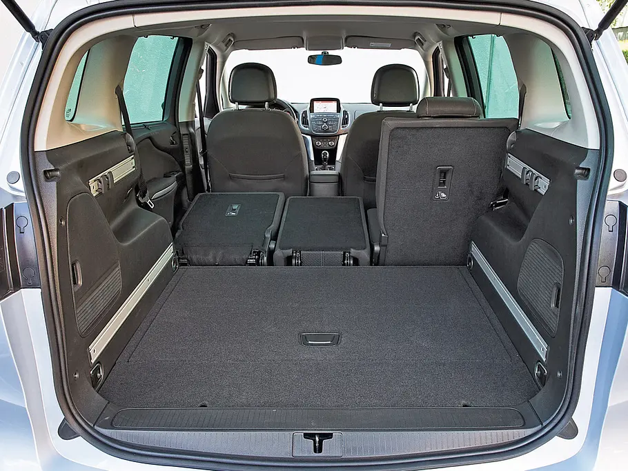 Opel Zafira Tourer 2.0 CDTI ecoFLEX Van Vergleichstest