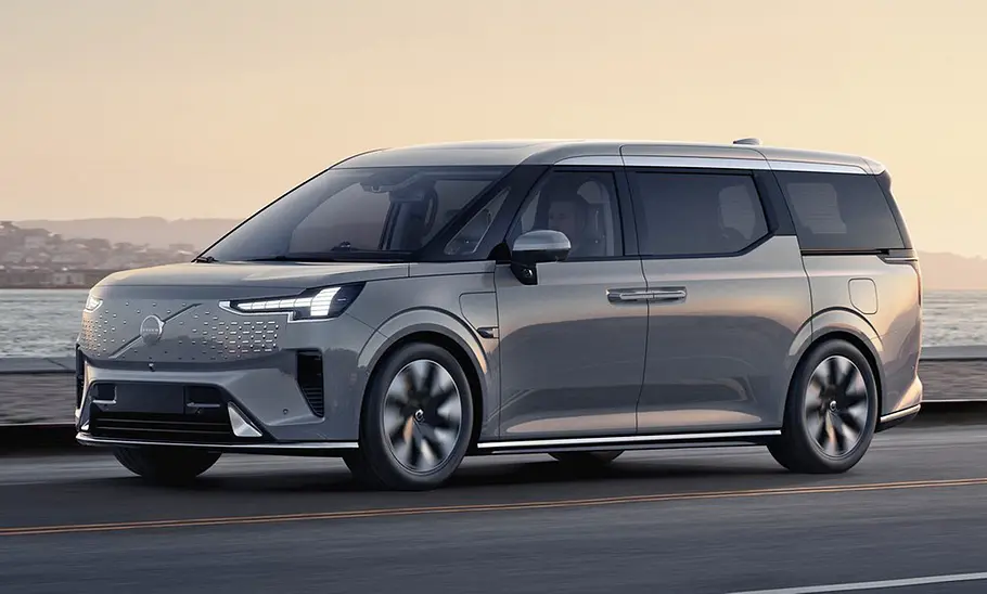 Volvo EM90 (2024) Volvo EM90 (2024)