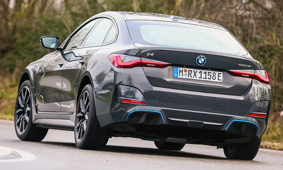 BMW i4