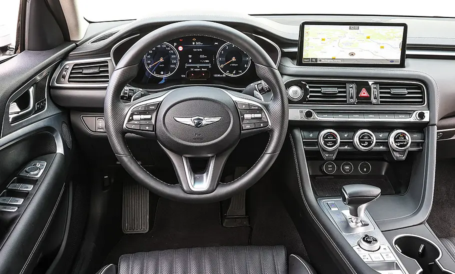 Genesis G70 2.0 T AWD