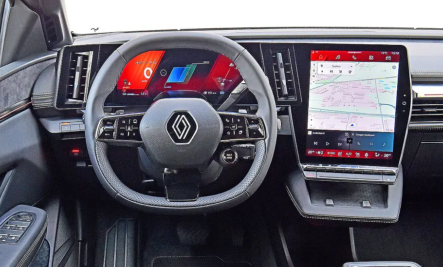 Blick auf die Armaturen im Innenraum des Renault Megane.