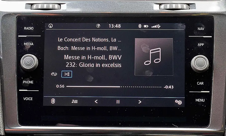 VW Golf: Connectivity