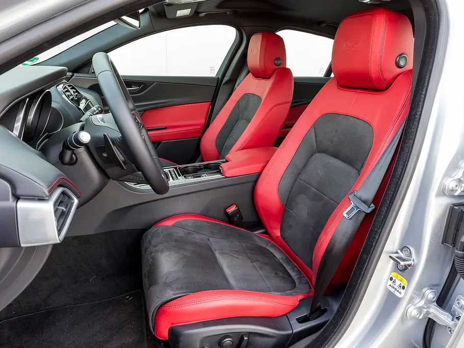 Jaguar XE S Vergleichstest