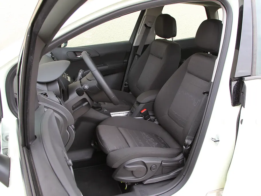 Opel Meriva 1.7 CDTI ecoFLEX Vergleich Vergleichstest Mini-Vans Turbodiesel Schmetterlingstüren