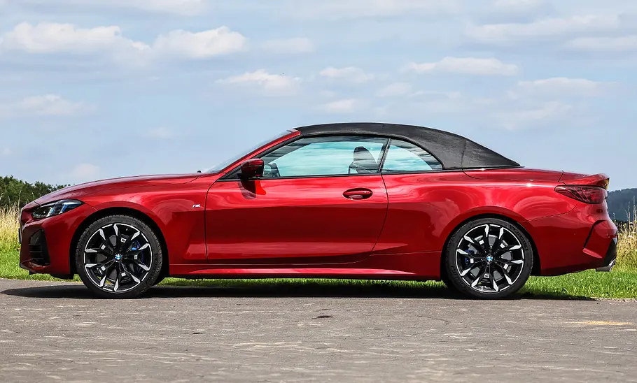 BMW 4er Cabrio; Außenansicht; stehend; Cabrio; Profilansicht