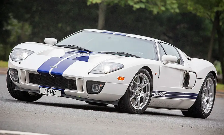 FORD GT