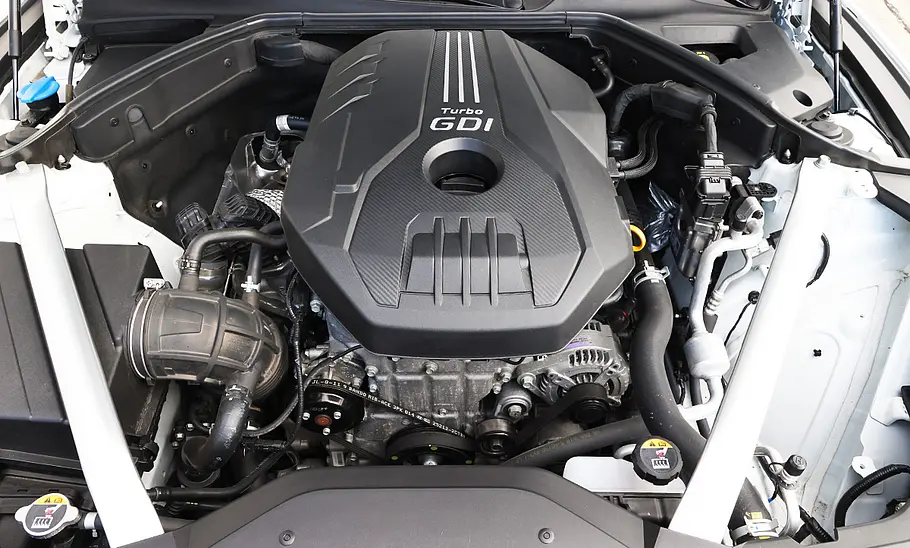 Genesis G70 2.0 T AWD