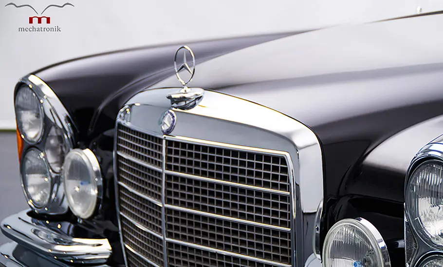 Mercedes W111 von Mechatronik
