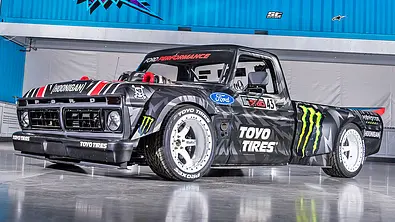 Ford F-150 Hoonitruck - Foto: LBI Limited