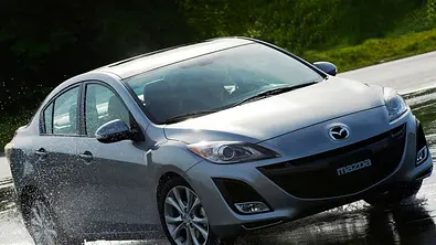Rear Vehicle Monitoring System (RVM)