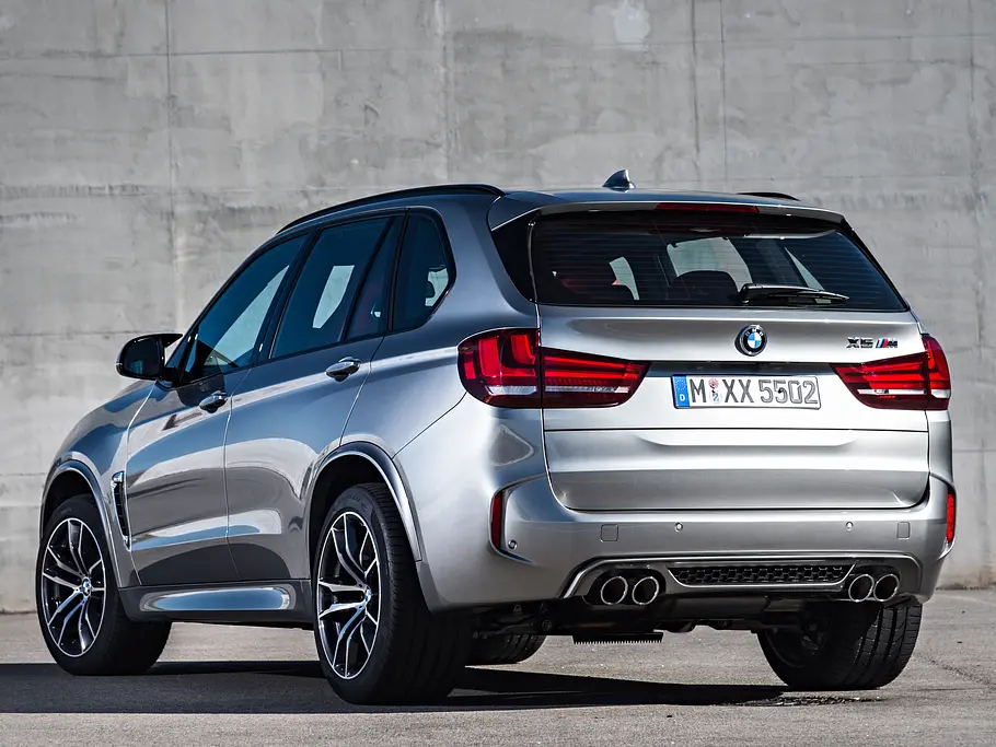 BMW X5 M (2015) 2015 BMW X5 M 2014 LA Auto Show Power SUV Marktstart Preis