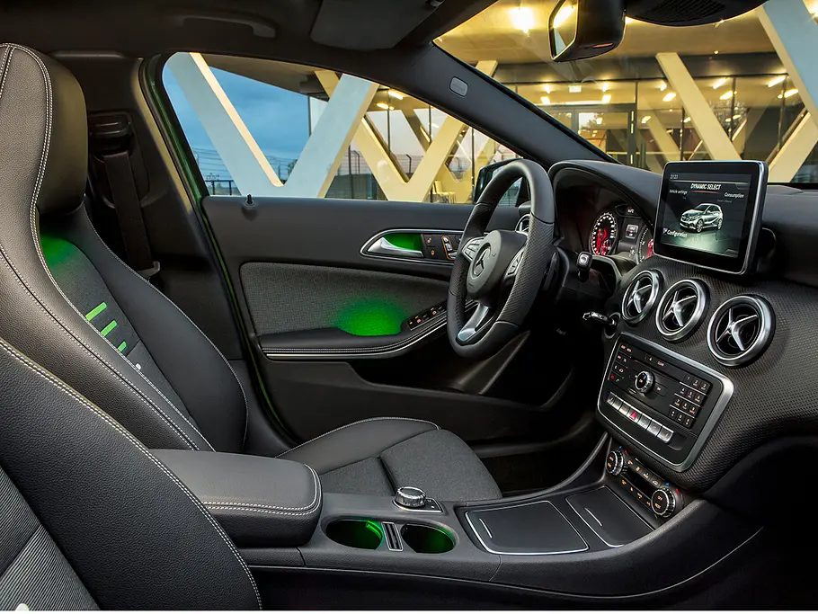 Mercedes A-Klasse Facelift 2015 Preis Preise Benziner Diesel Mercedes A-Klasse Facelift 2015 Preis Preise Benziner Diesel
