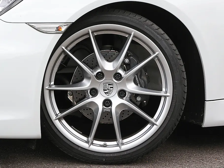 Porsche Boxster Roadster Vergleichstest Räder 20-Zoll