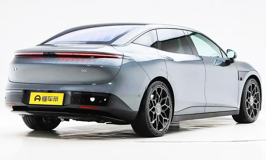 Zeekr 007 (2024)